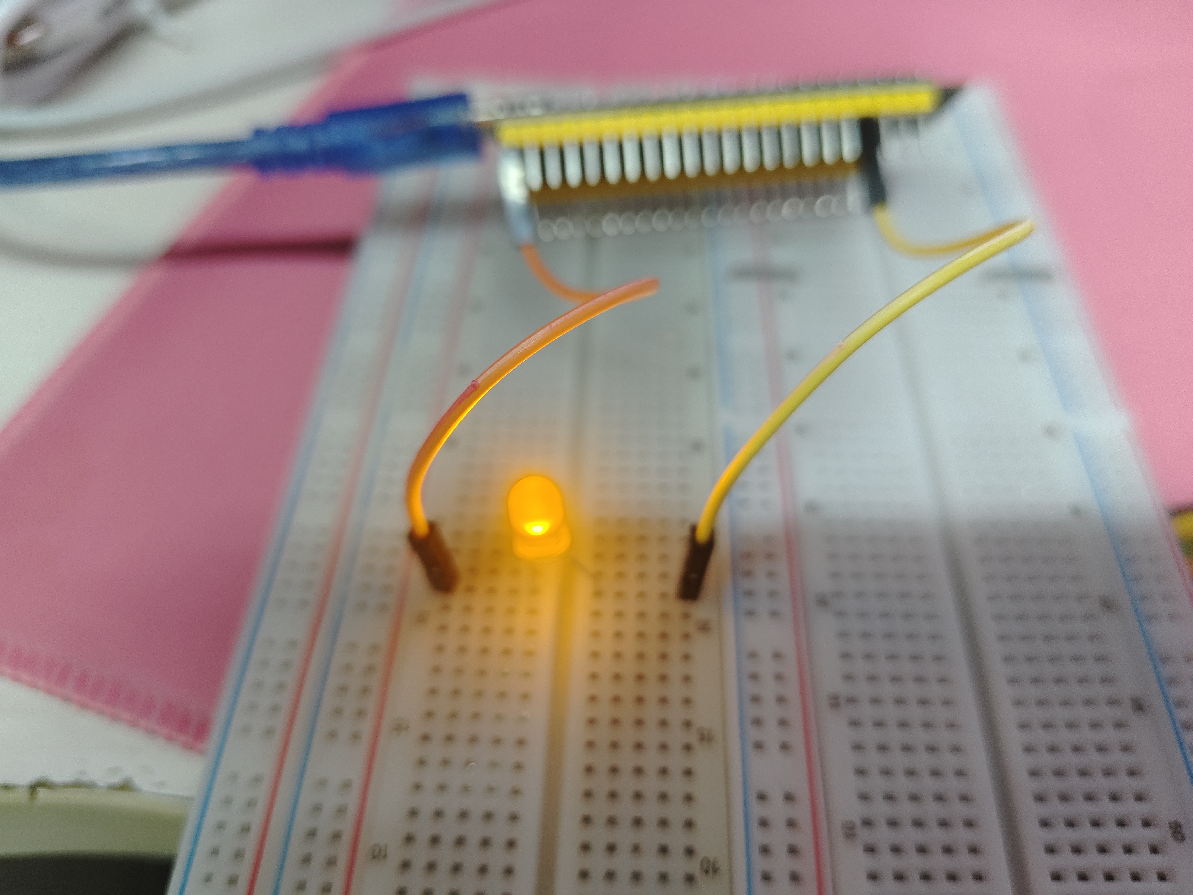 ESP32呼吸灯项目